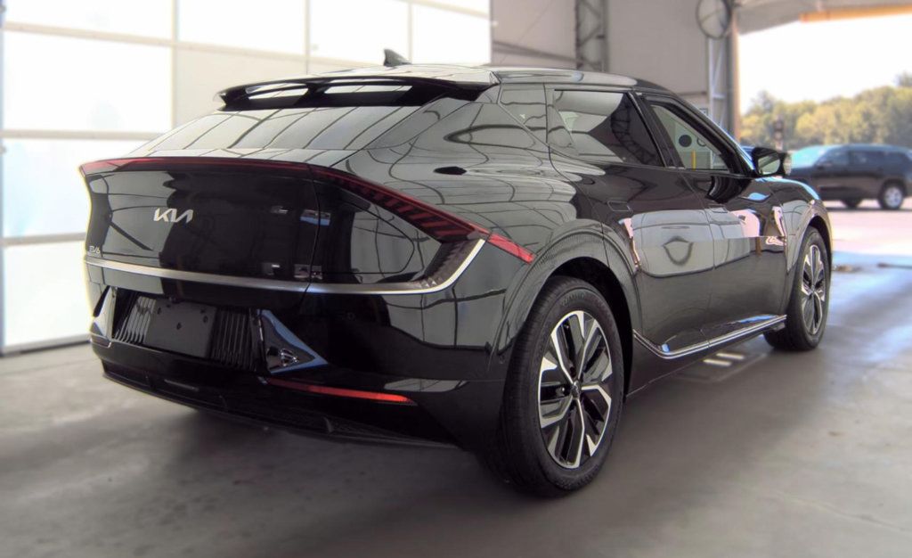 Certified 2023 Kia EV6 Wind w/ Wind Technology Package AWD/4WD image 5