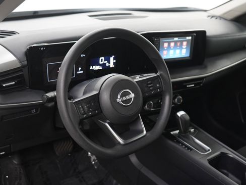 Used 2025 Nissan Kicks S FWD image 20