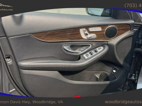 Used 2018 Mercedes-Benz C 300 4MATIC Sedan w/ Premium Package image 9