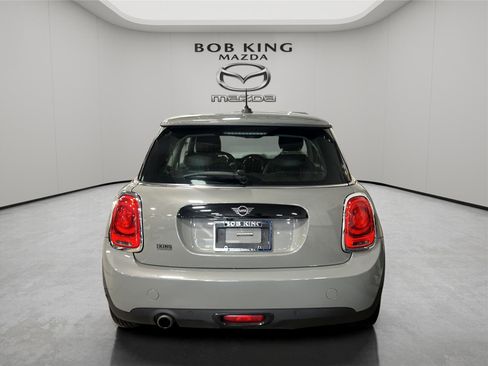 Used 2019 MINI Cooper 2-Door Hardtop w/ Storage Package FWD image 4