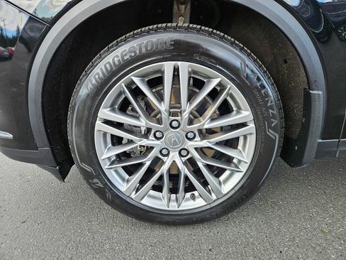 Used 2023 Acura MDX SH-AWD w/ Advance Package image 9