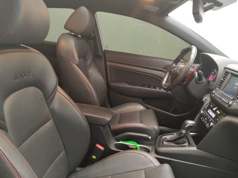 Used 2018 Hyundai Elantra Sport w/ Sport Premium Package 03 FWD image 21