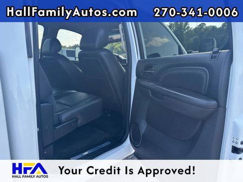 Used 2014 GMC Sierra 2500 Denali w/ Snow Plow Prep Package image 23