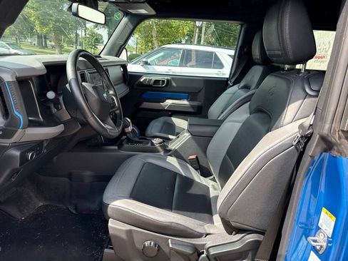 Used 2022 Ford Bronco Black Diamond AWD/4WD image 6