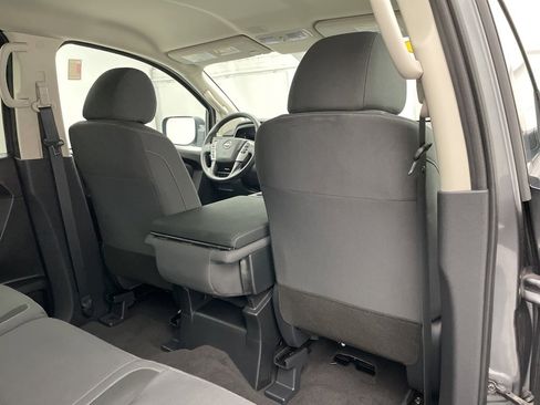 Used 2024 Nissan Titan SV image 44