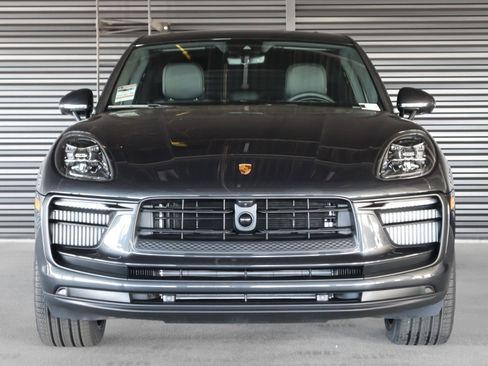 New 2026 Porsche Macan S AWD/4WD image 8