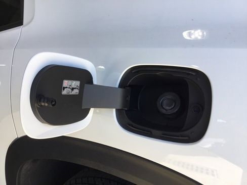 New 2026 Chevrolet Traverse LT w/ LPO, Floor Liner Package image 13