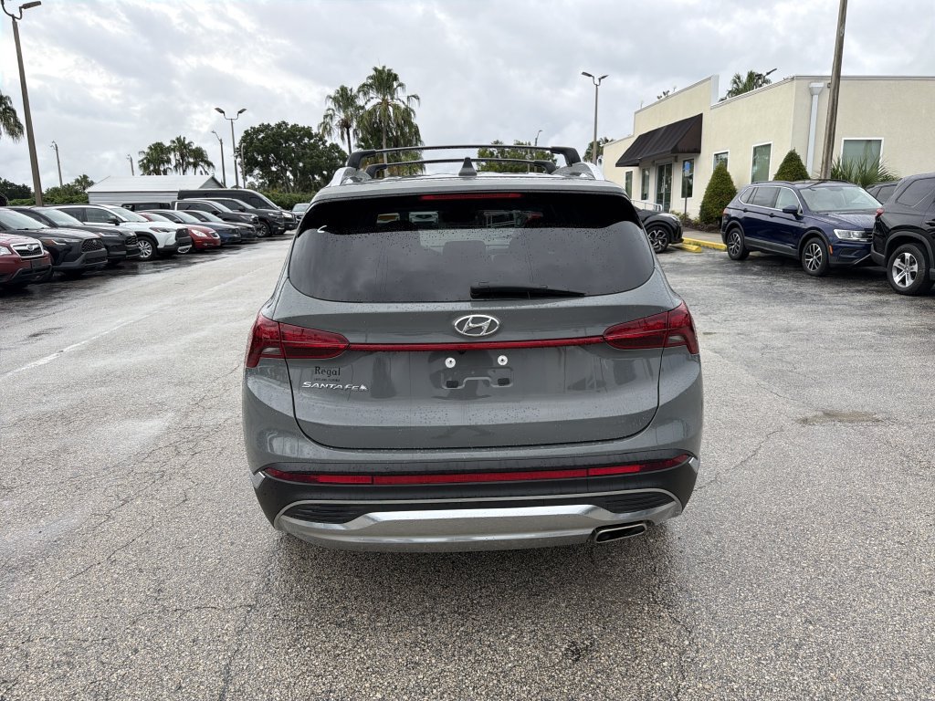 Used 2022 Hyundai Santa Fe SEL FWD image 3