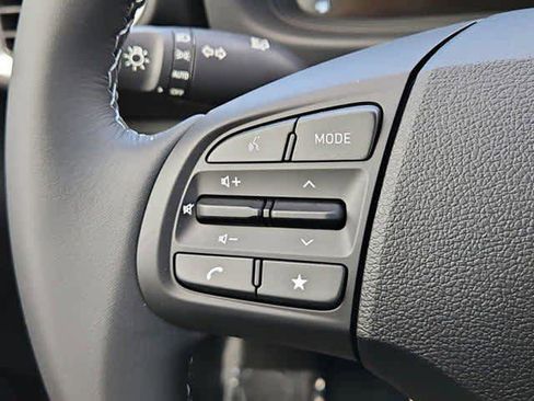 New 2026 Hyundai Venue SEL image 23