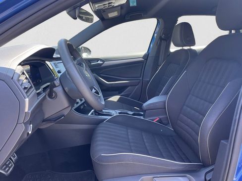 Certified 2023 Volkswagen Jetta Sport FWD image 9