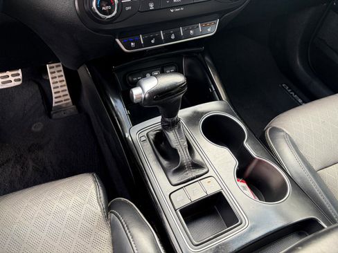 Used 2016 Kia Sorento SX image 24