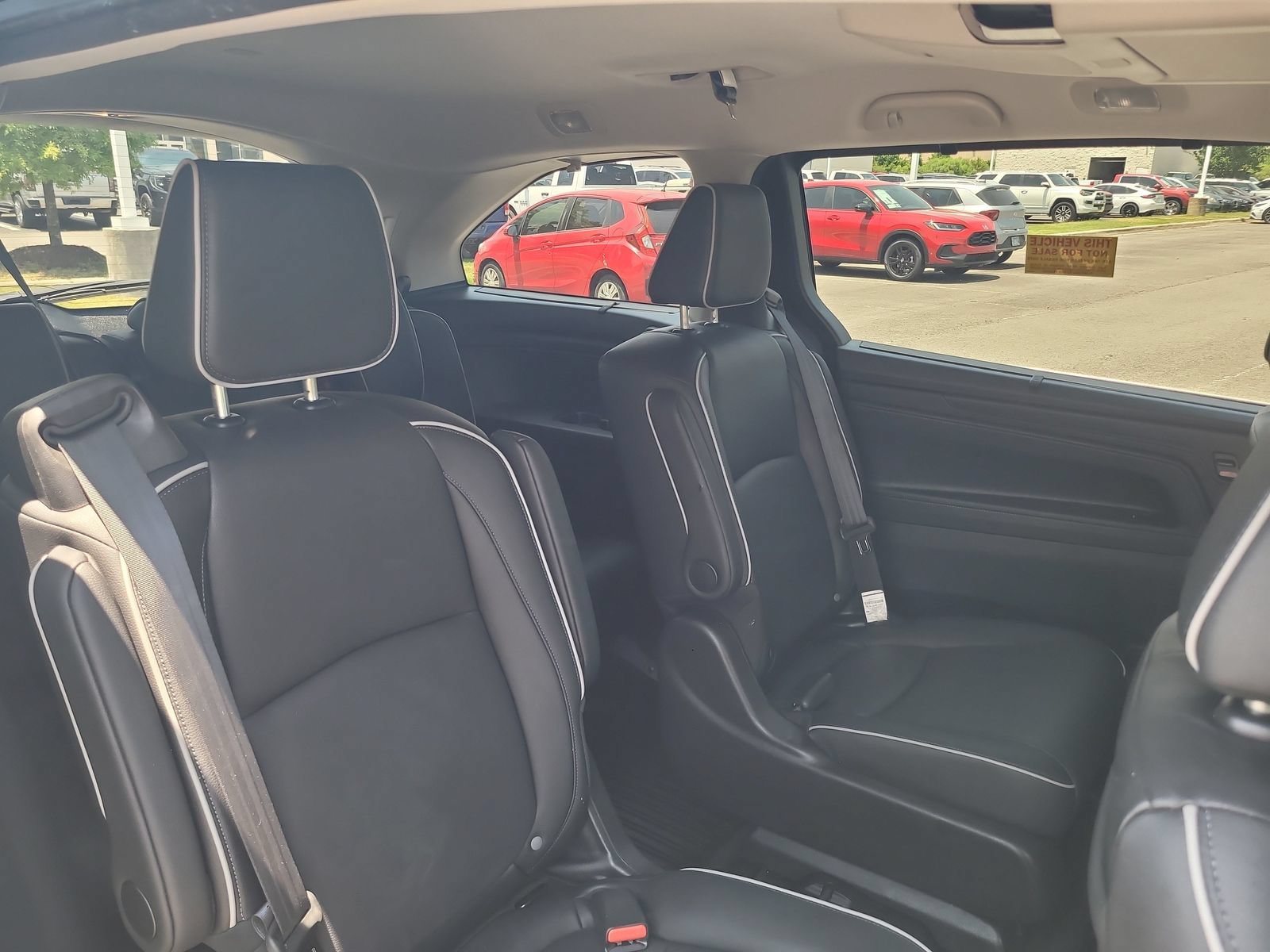 Used 2025 Honda Odyssey Touring image 29