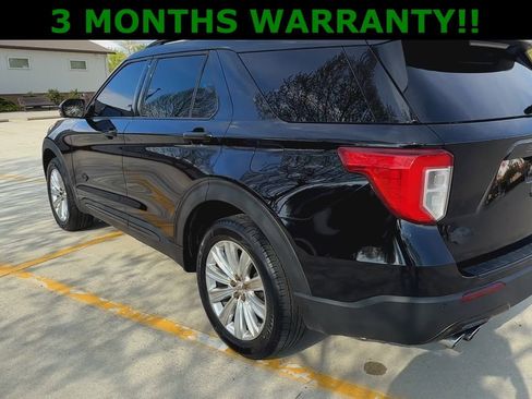 Used 2022 Ford Explorer King Ranch w/ Premium Technology Package image 7