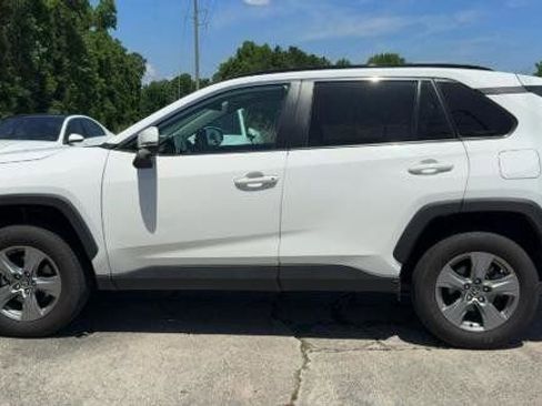 Used 2024 Toyota RAV4 XLE AWD/4WD image 12