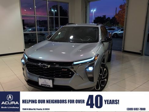 Used 2025 Chevrolet Trax RS w/ Driver Confidence Package image 1