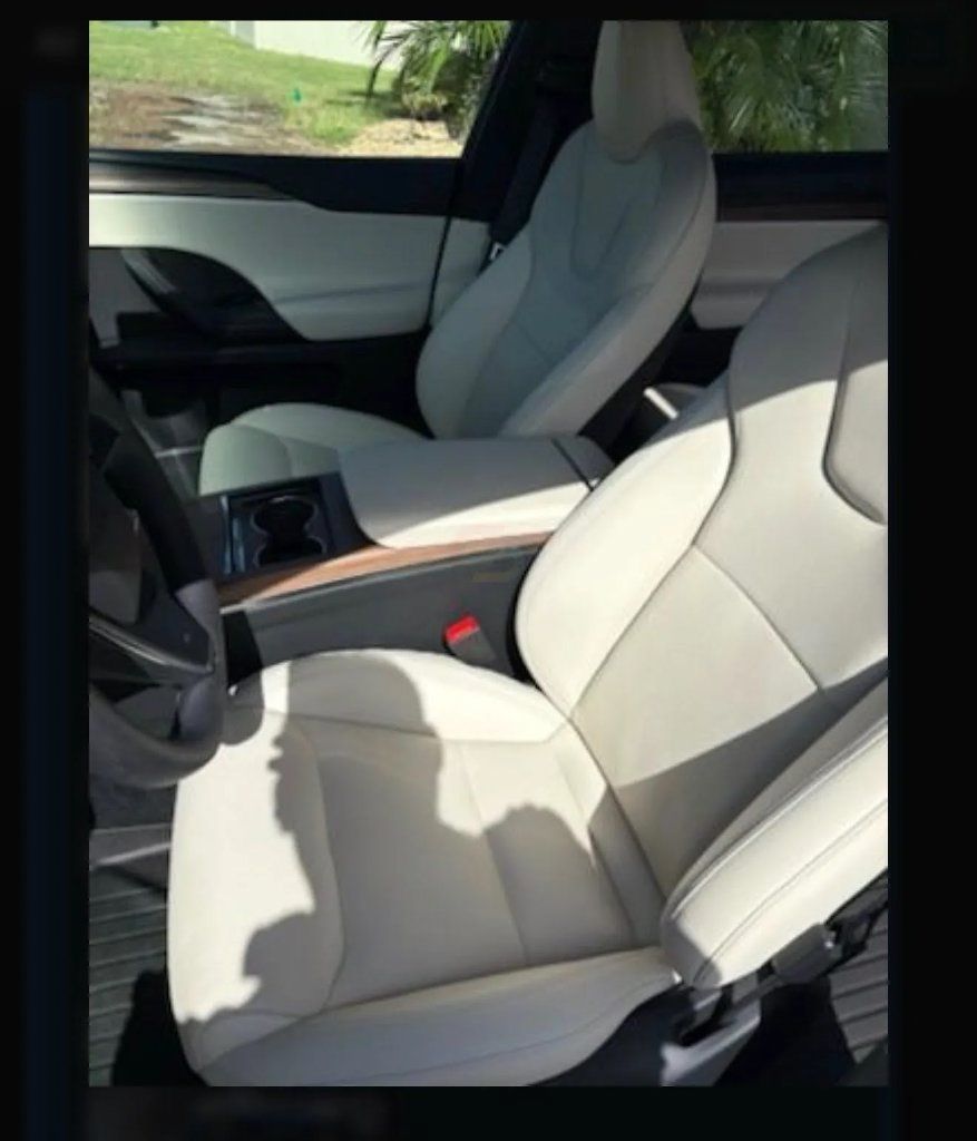 Used 2026 Tesla Model X AWD/4WD image 4