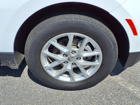 Used 2023 Chevrolet Equinox LT w/ LPO, Floor Liner Package image 10