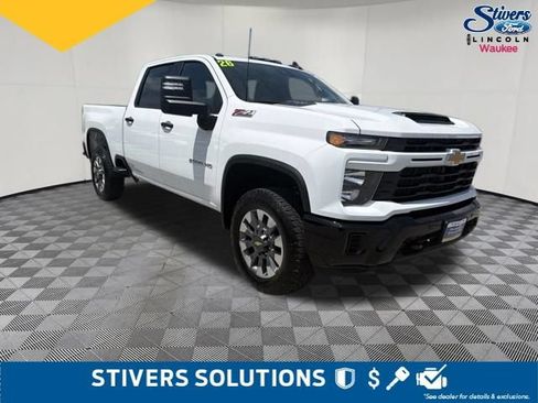 Used 2026 Chevrolet Silverado 2500 Custom w/ Custom Value Package AWD/4WD image 3