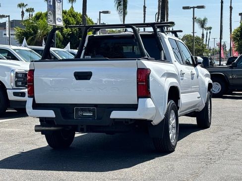 Used 2024 Toyota Tacoma SR5 RWD image 12