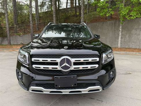 Used 2020 Mercedes-Benz GLB 250 4MATIC image 2