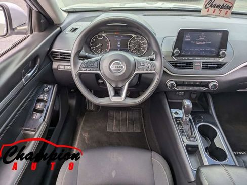 Used 2021 Nissan Altima 2.5 SV FWD image 18