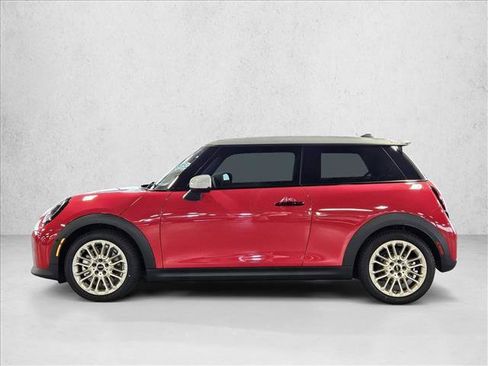 Certified 2025 MINI Cooper S image 8