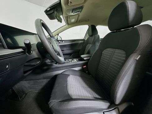 Used 2025 Kia K5 LXS image 13