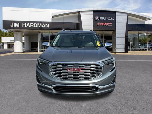 Used 2018 GMC Terrain Denali image 2