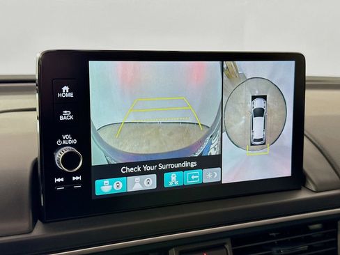 Used 2025 Honda Pilot Elite image 20