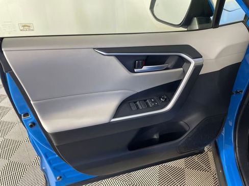 Used 2019 Toyota RAV4 XLE Premium w/ Advanced Technology Package AWD/4WD image 11