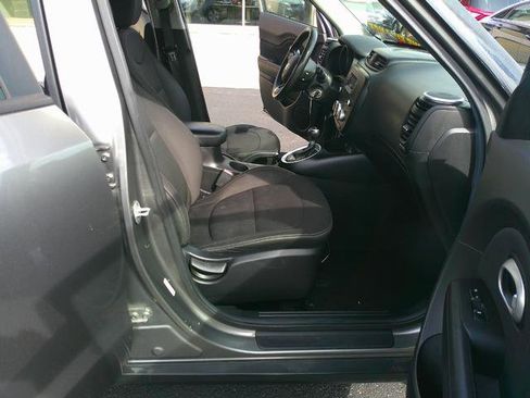 Used 2015 Kia Soul image 6