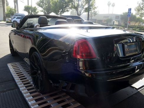 Used 2017 Rolls-Royce Dawn image 49