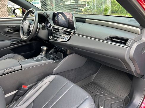 Used 2022 Lexus ES 350 F Sport w/ Accessory Package 2 FWD image 42