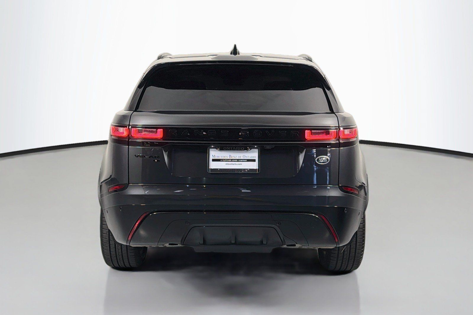 Used 2021 Land Rover Range Rover Velar R-Dynamic S AWD/4WD image 4