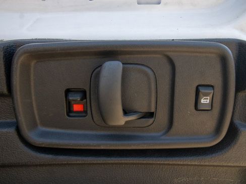 Used 2016 Chevrolet Express 3500 Extended image 35