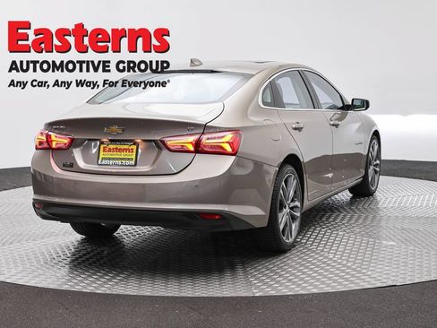 Used 2024 Chevrolet Malibu LT FWD image 5