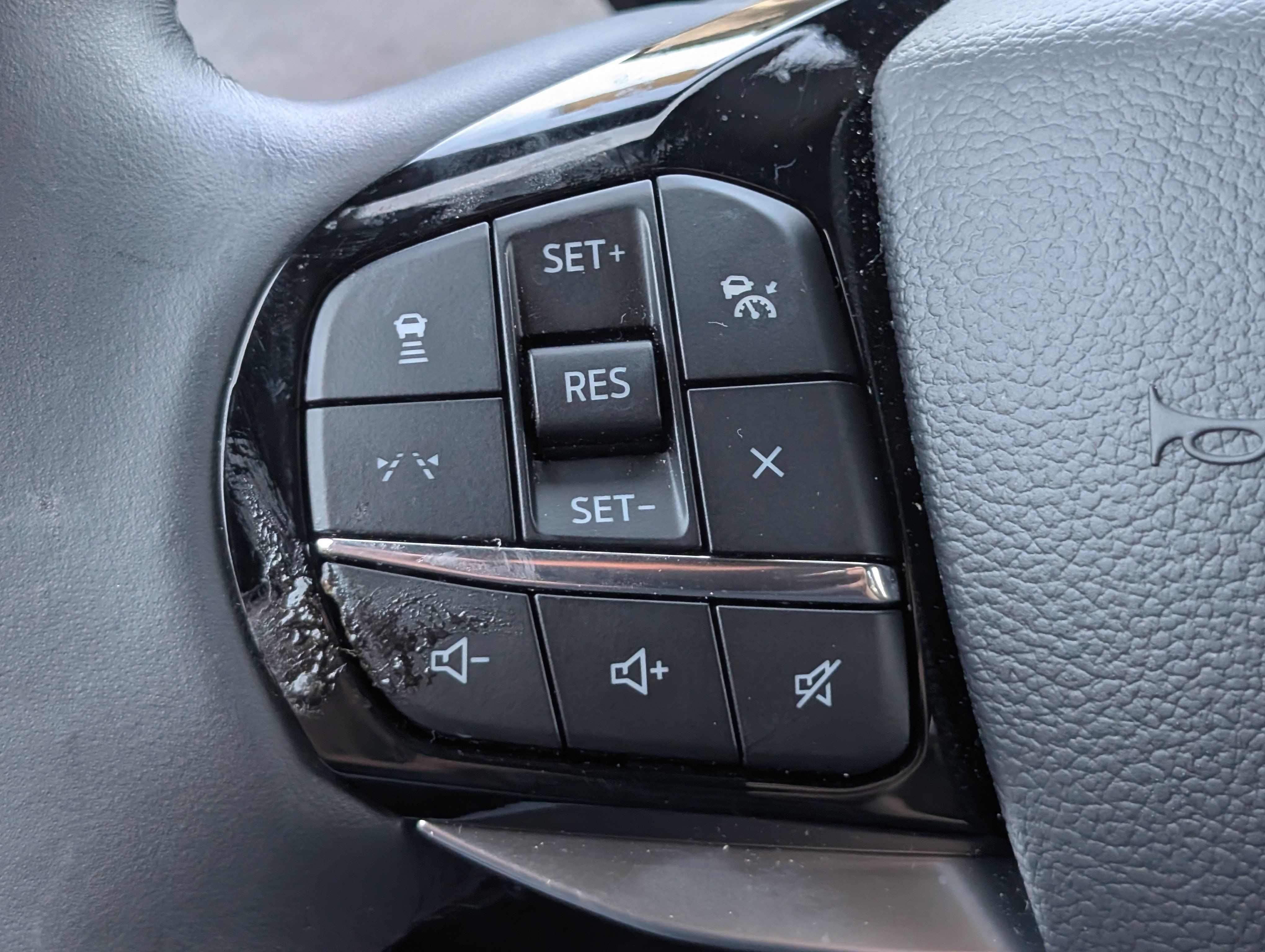 Used 2026 Ford Explorer Platinum RWD image 24