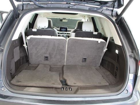 Used 2023 Lincoln Aviator Black Label w/ Class IV Trailer Tow Package image 41