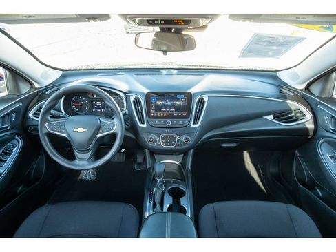 Used 2024 Chevrolet Malibu LT FWD image 32