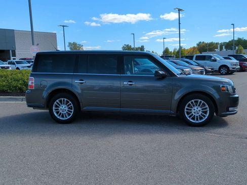 Used 2019 Ford Flex SEL w/ Equipment Group 202A image 9