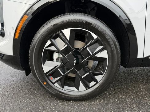 New 2026 Kia Sportage SX Prestige AWD/4WD image 9
