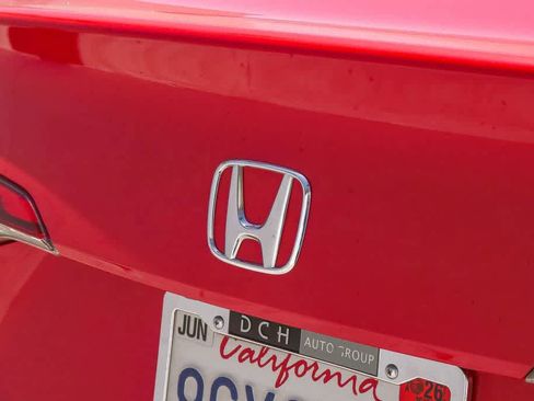 Used 2023 Honda Civic Sport image 11