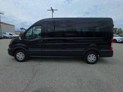 Used 2025 Ford Transit 350 XLT RWD image 9