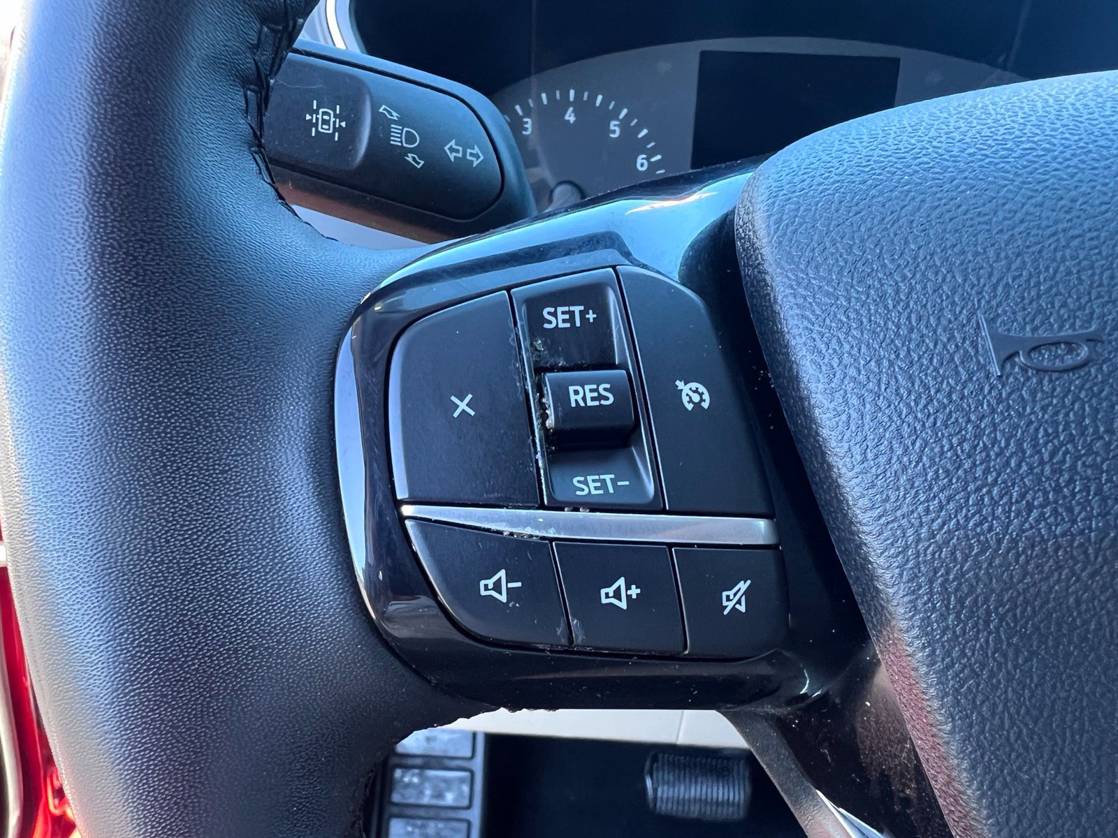 Used 2022 Ford Escape SE w/ Convenience Package FWD image 24