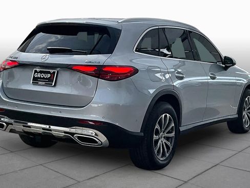 Used 2025 Mercedes-Benz GLC 300 4MATIC image 13