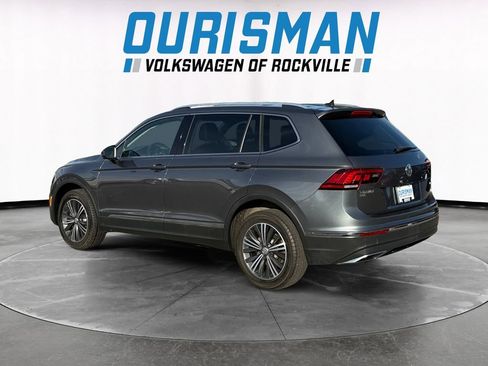 Used 2018 Volkswagen Tiguan SEL image 4