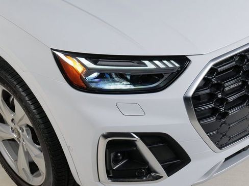 Certified 2023 Audi Q5 2.0T Prestige AWD/4WD image 32