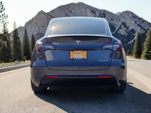 Used 2022 Tesla Model Y Performance image 6
