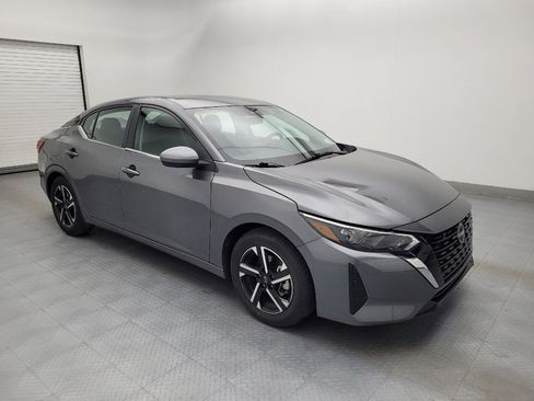 Used 2025 Nissan Sentra SV image 11