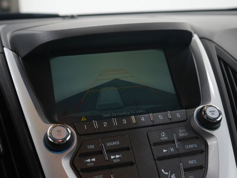 Used 2016 Chevrolet Equinox LTZ w/ Enhanced Convenience Package image 27